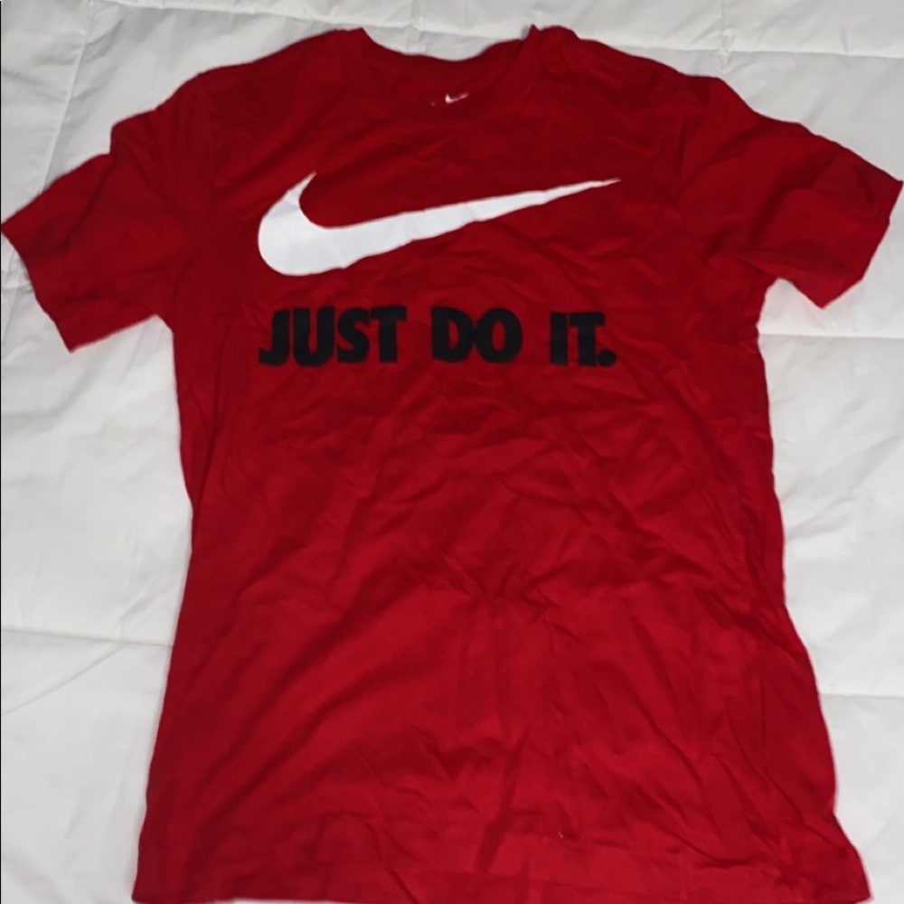 Red Nike t shirt
